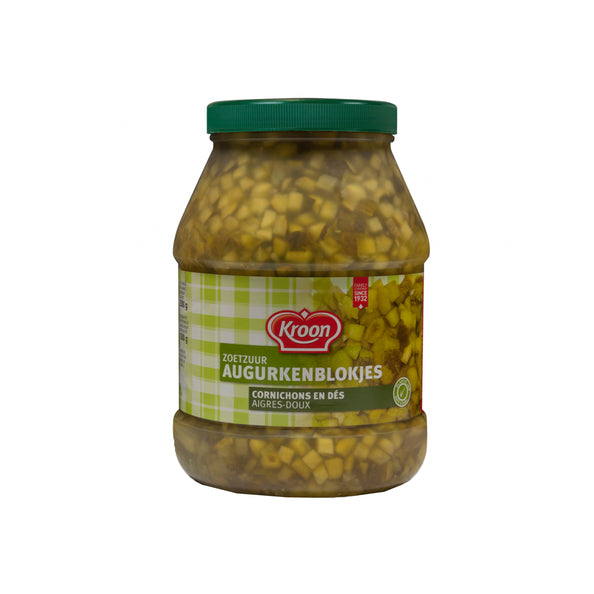 Cubitos de pepinillos encurtidos con aceite de corona (2400 ml)