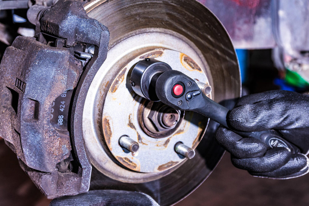 Vigor thread cutting set v7181 thread cutter set for wheel bolts