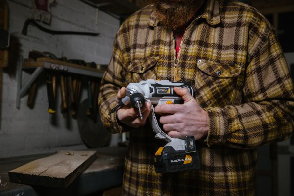 Vrták batérie s dvojitou vŕtačkou AC (Maxxpack 18V).