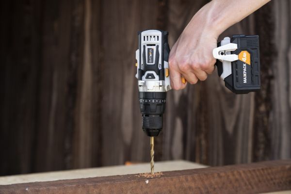 Zestaw wiertarki baterii baterii prądu przemiennego (Maxxpack 18 V).