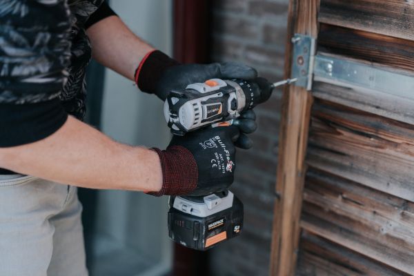 Zestaw wiertarki baterii baterii prądu przemiennego (Maxxpack 18 V).