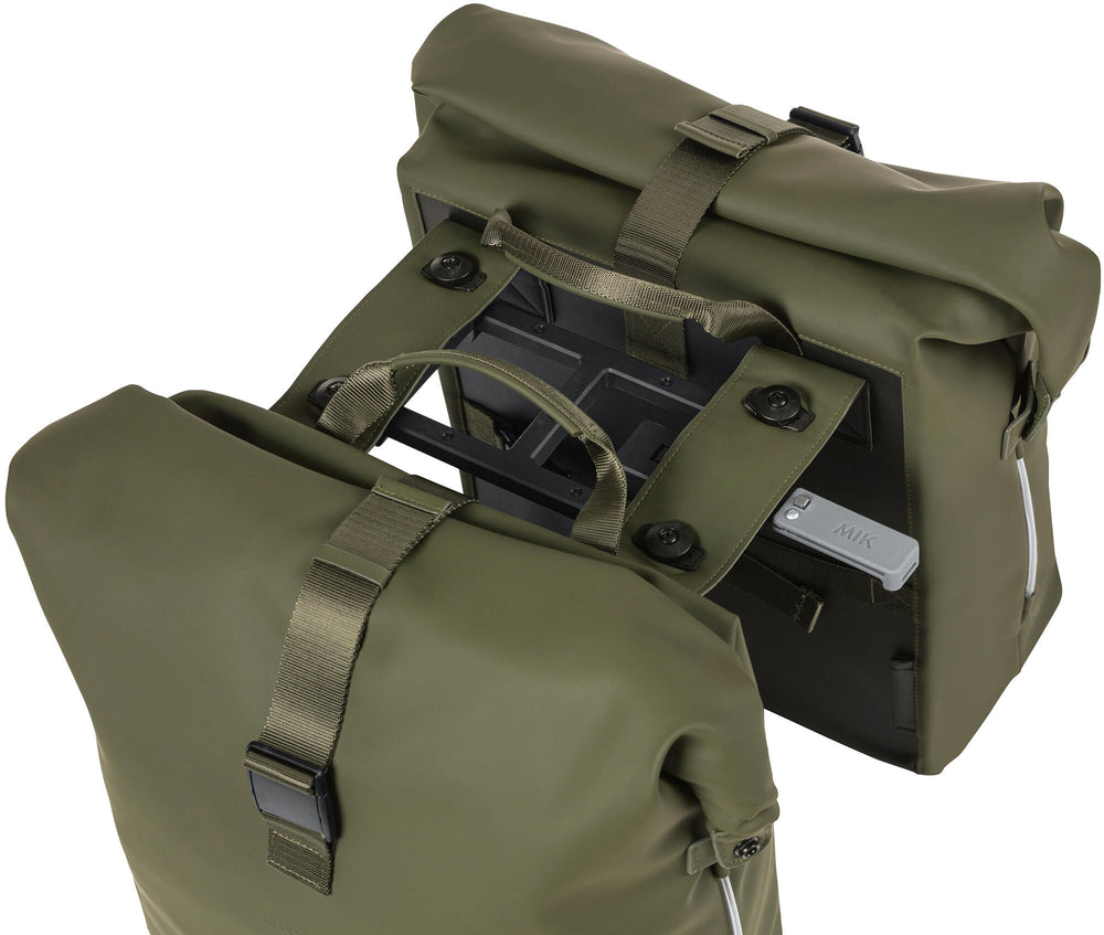 Basil SoHo Bolsa de bicicleta doble Nordlicht Mik - Bolsa de bicicleta verde, impermeable, con iluminación LED, 41L