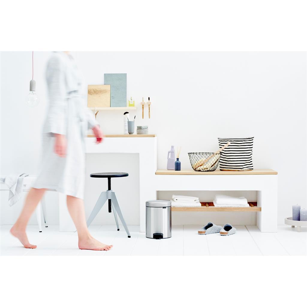 Brabantia pedal bin newicon 5l matt steel