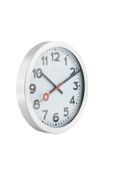 Nextime NE-3998ar veggklokke lysbilde. 19 cm, børstet aluminium, 'stasjon'