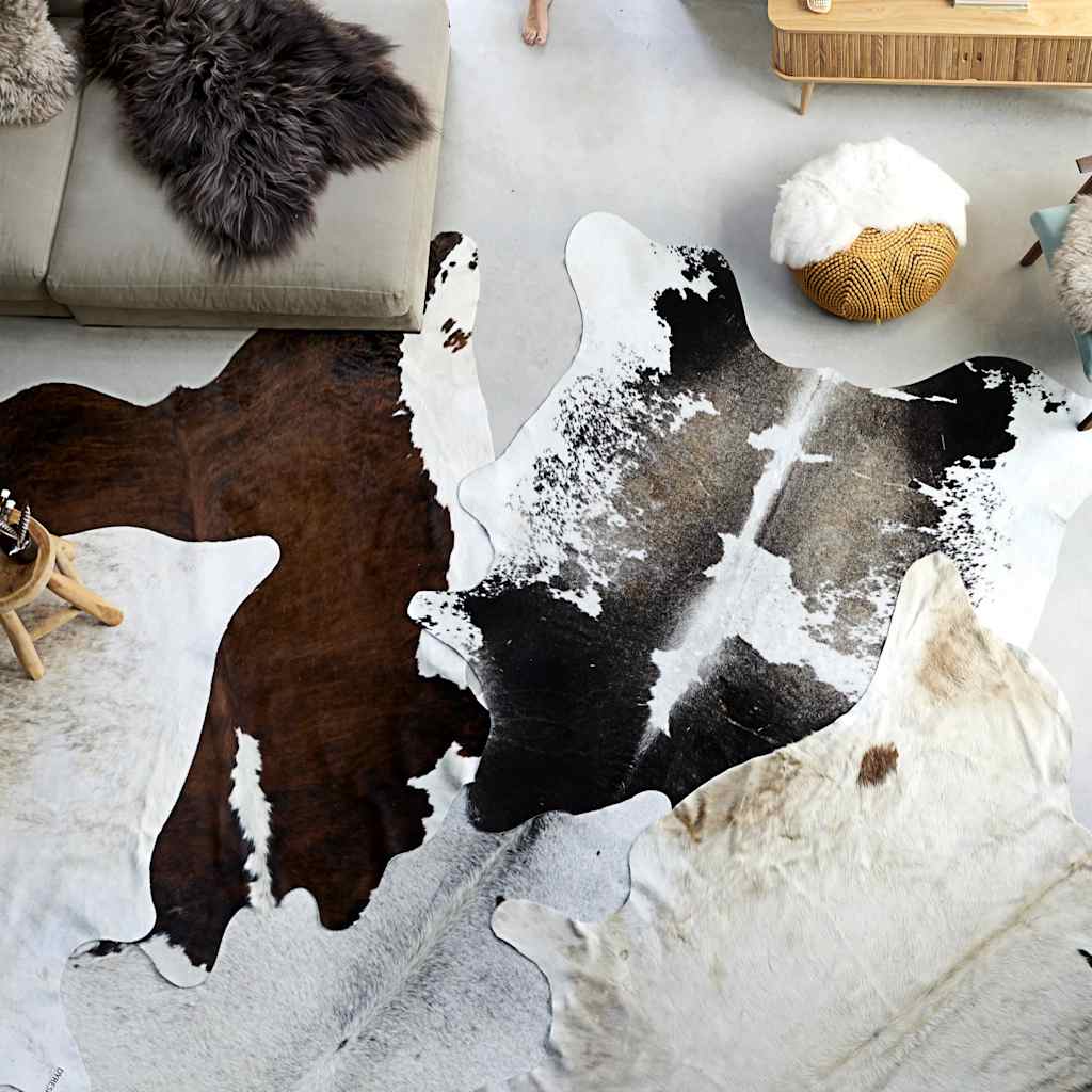 Vidaxl rug 150x170 cm genuine cowhide black and white