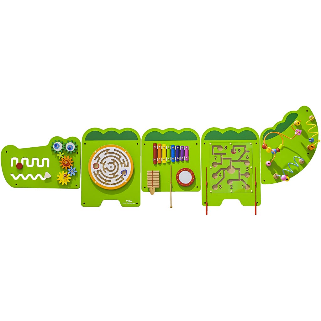 Viga play wall with crocodile design, size 187x61 cm, 1 piece