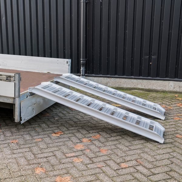 Loading ramp SET 185cm 1800 kg.