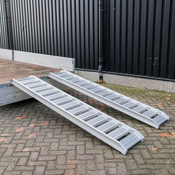 Loading ramp SET 247cm 1800 kg.