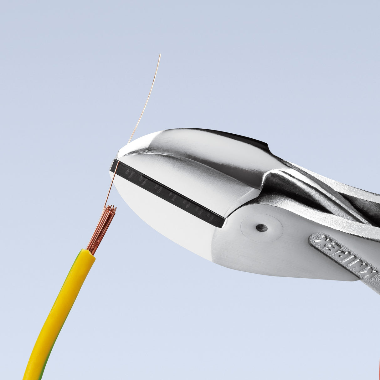 Knipex X-Cut Compact Zijsnijtang 73 06 160