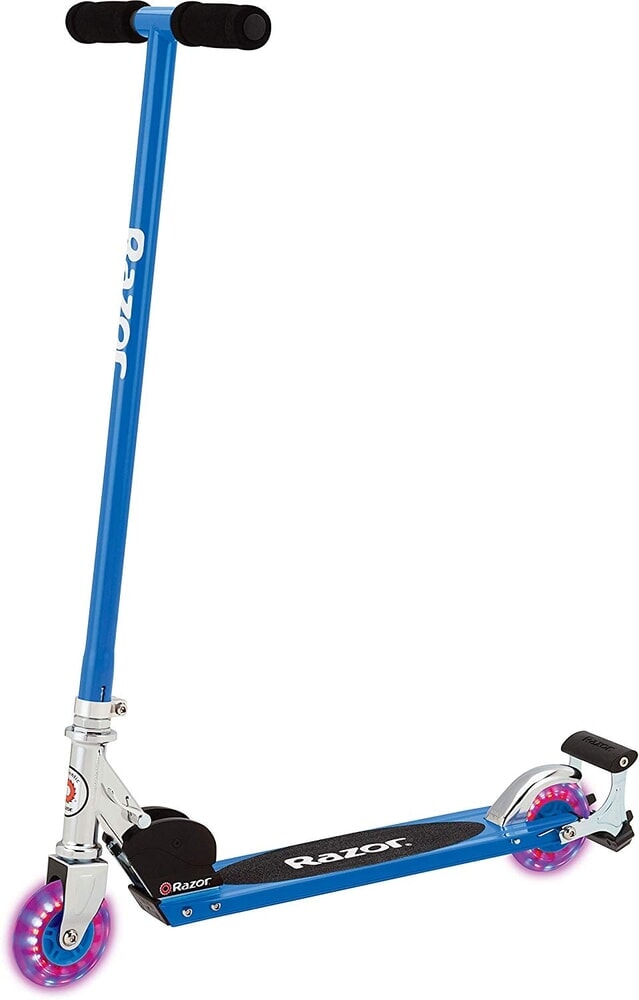 Step s - blue razor (13073055)
