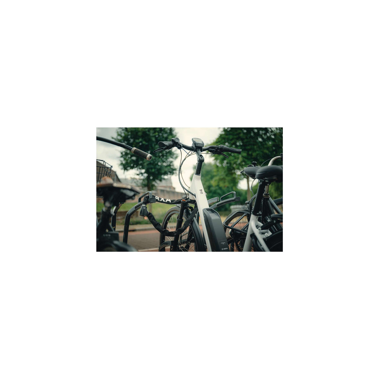 Axa Absolute 9-110 chain lock with tracker, 110 long 9mm links. Art.**