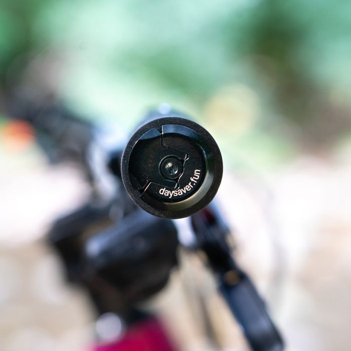 Stans Stan's incredible dart handlebar mount