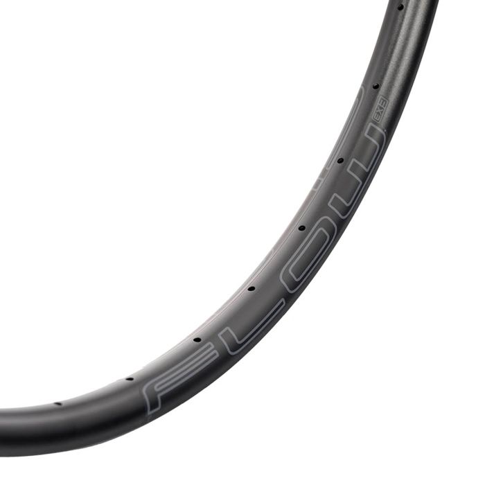 Stan's flow s2 rim - 29'' - 32h - black gray