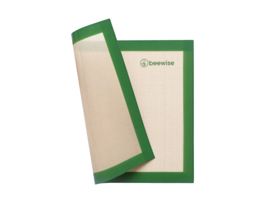 Силиконова подложка за печене Beewise (хартия за печене) - 41 х 33 см