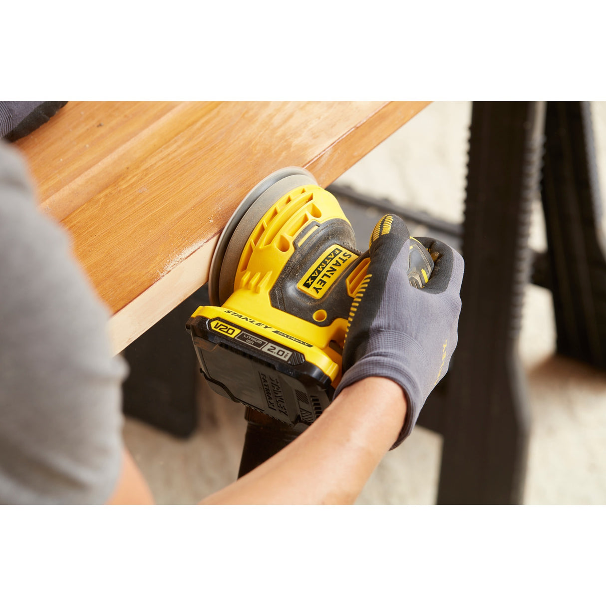 Stanley FATMAX V20 18V Eccentric Sander