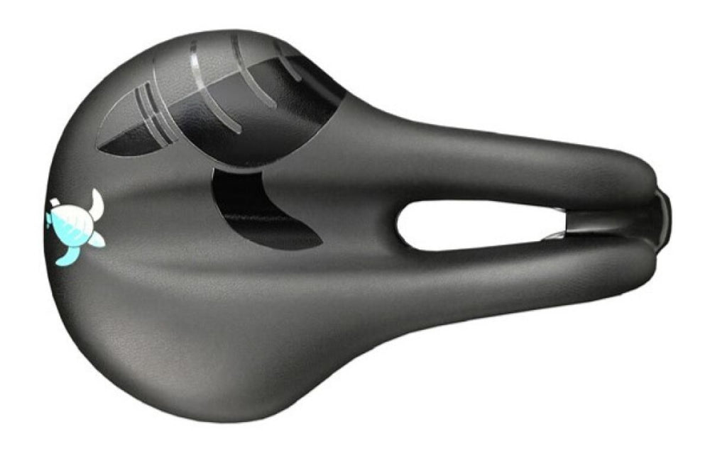 Adamo Island saddle wave, hybrid