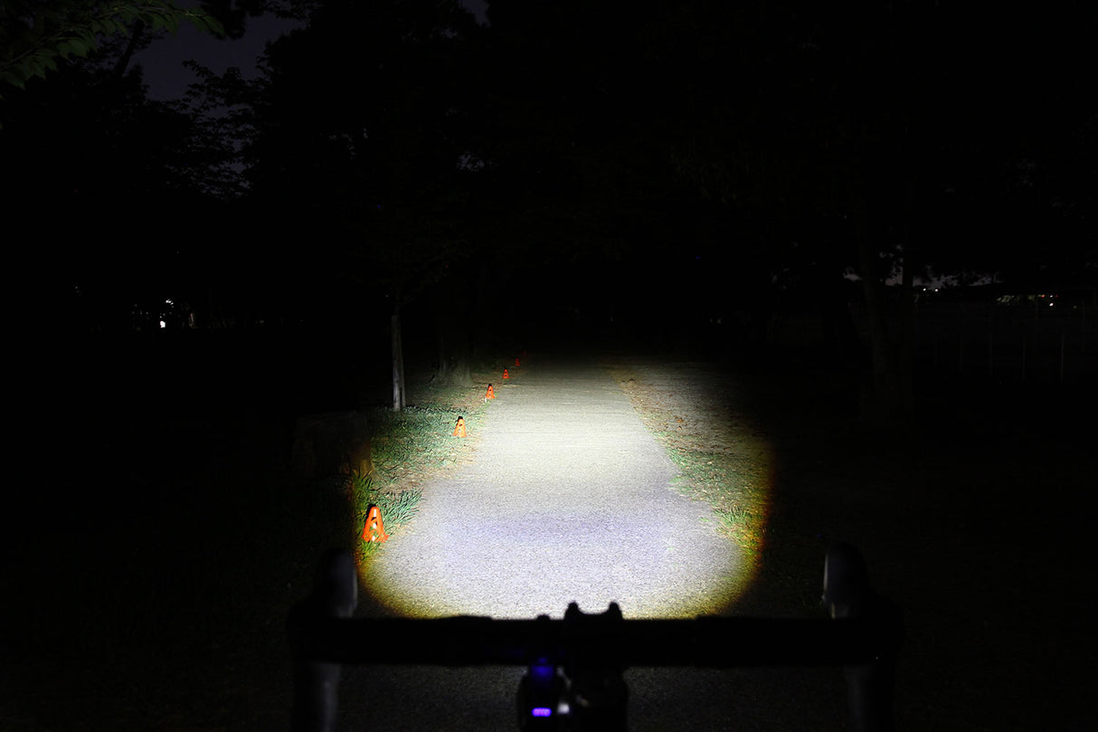 Sprednja luč Cateye gvolt80.1