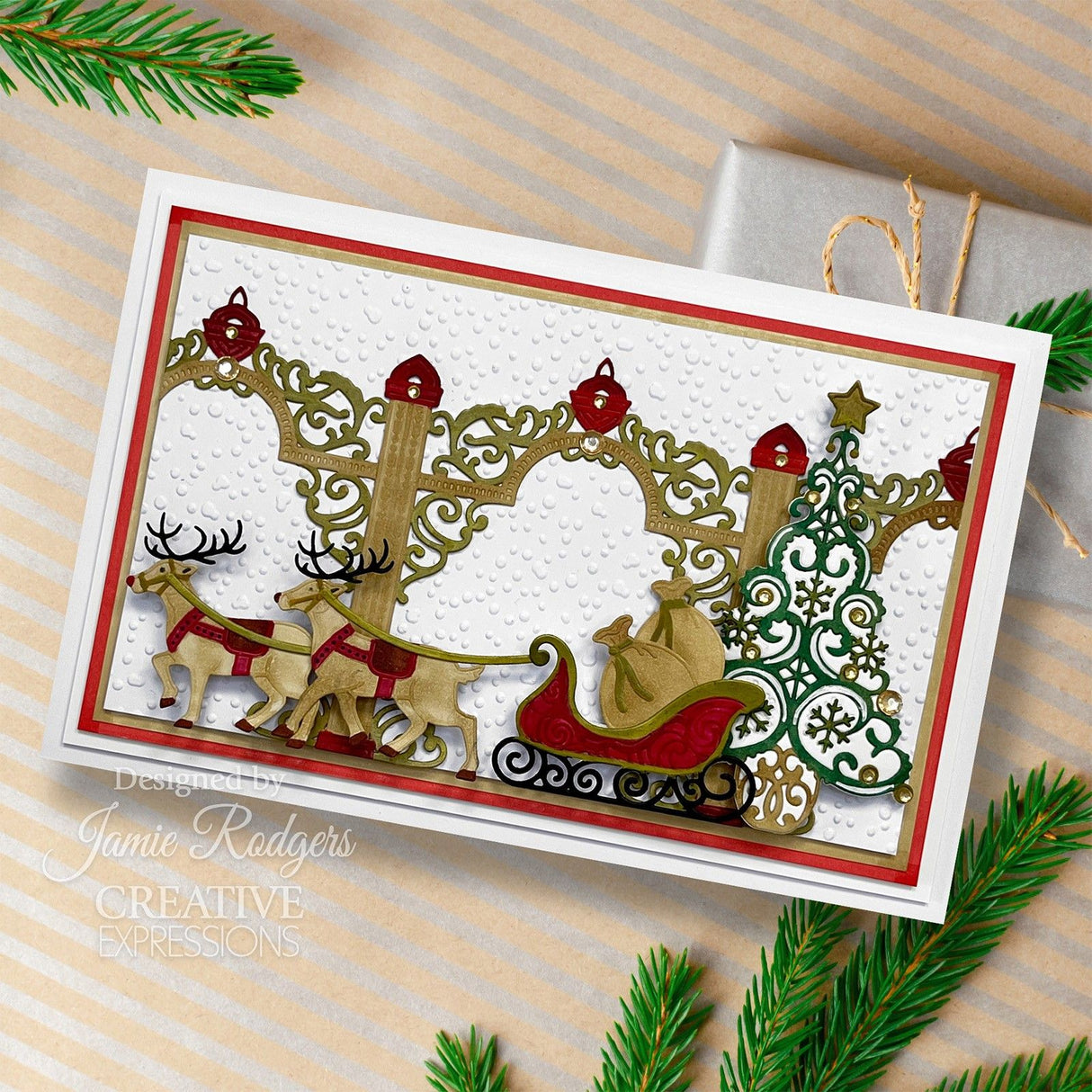 Creative expressions • craft die santa's sleigh