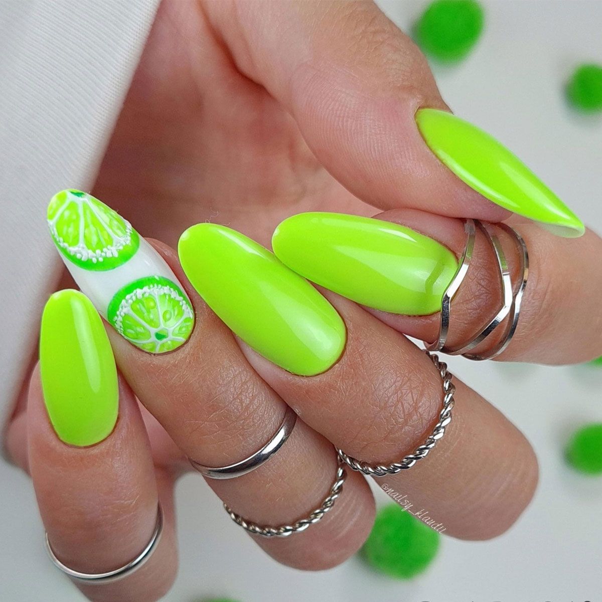 Claresa Lakier Żelowy UV LED 5ml Fluo 2