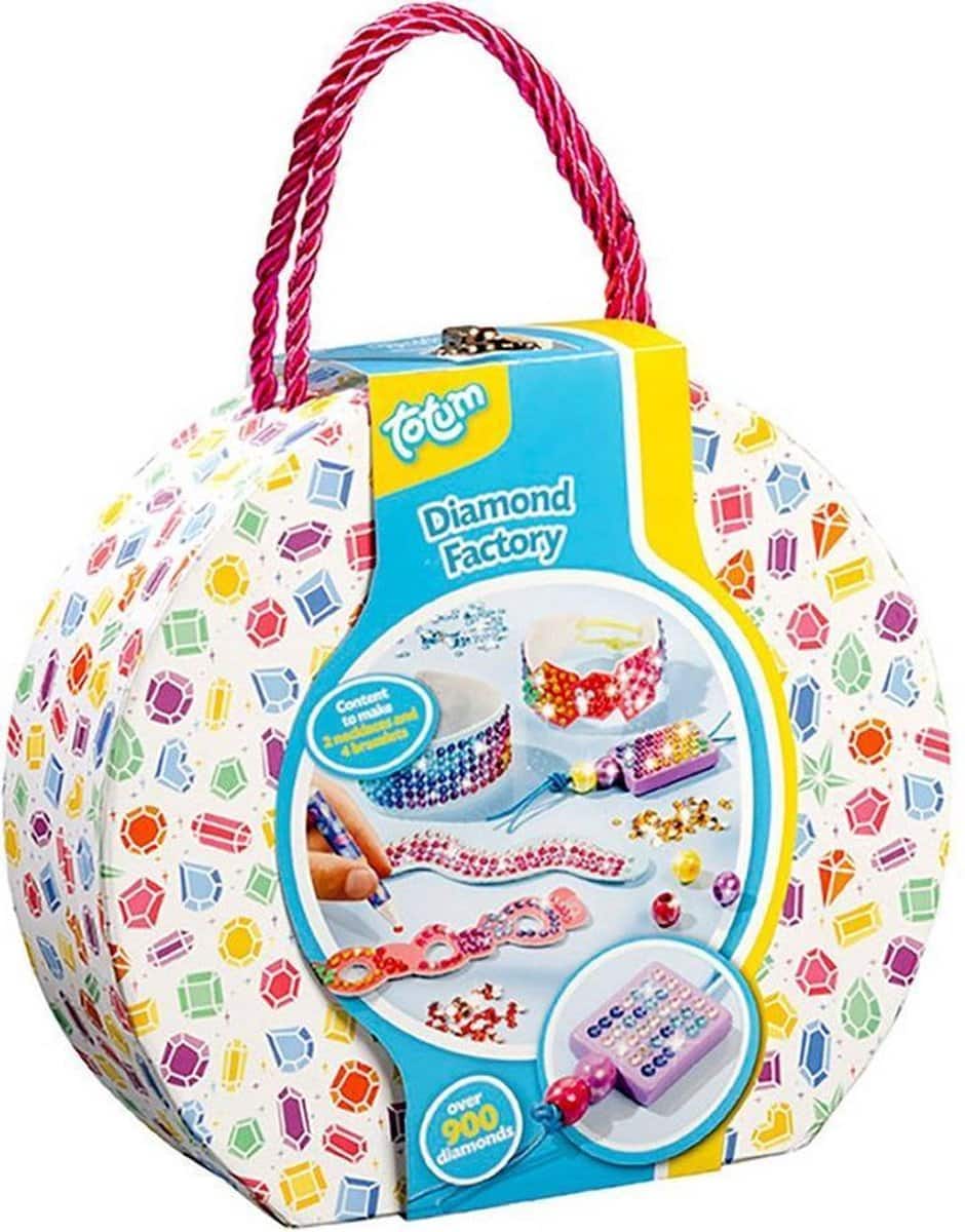 Totum Diamond Jewelry, 900dlg.