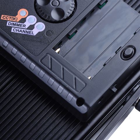 Комплект двуцветни LED лампи Falcon Eyes T10