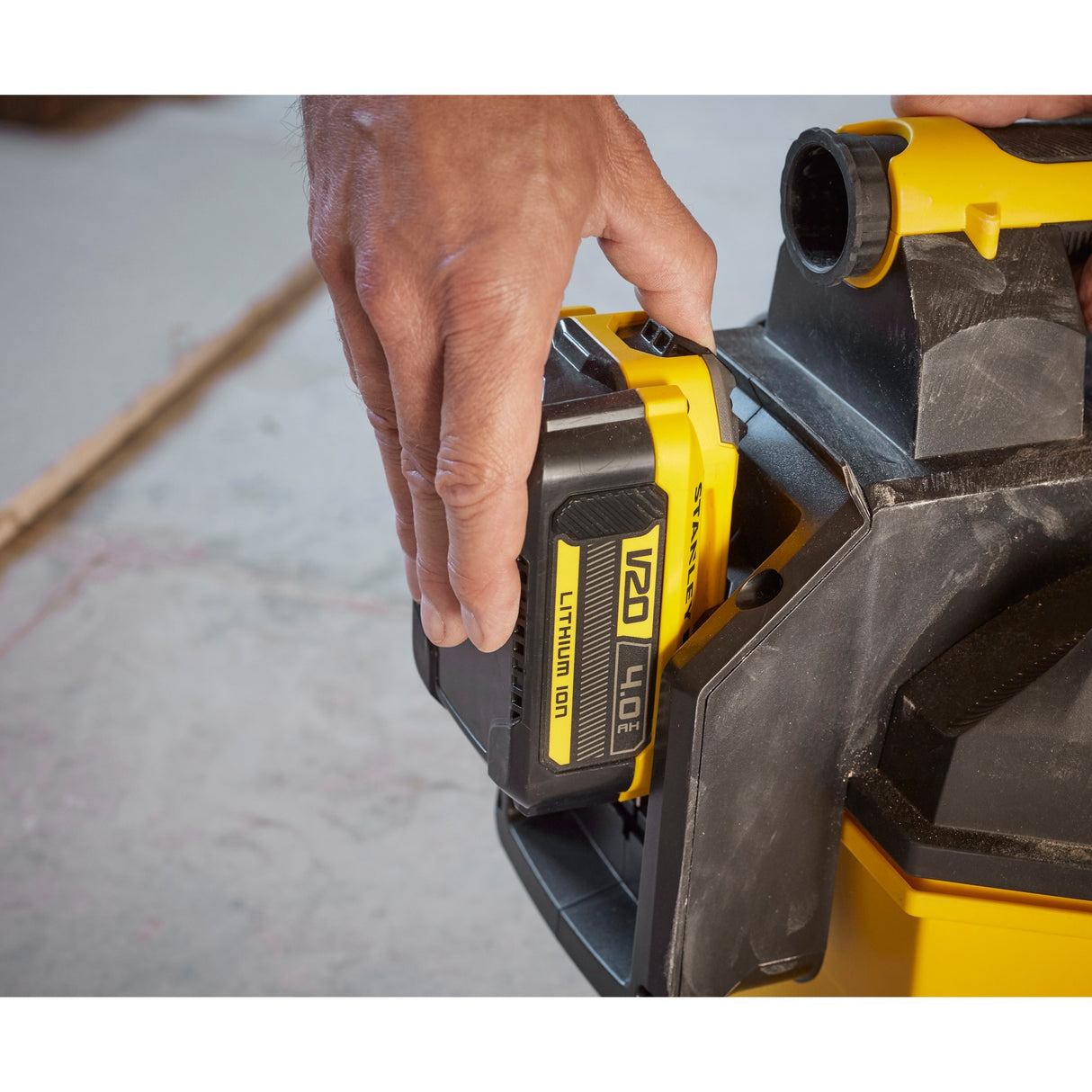 Stanley FATMAX V20 18V 7.5L Мокра и суха батерийна прахосмукачка