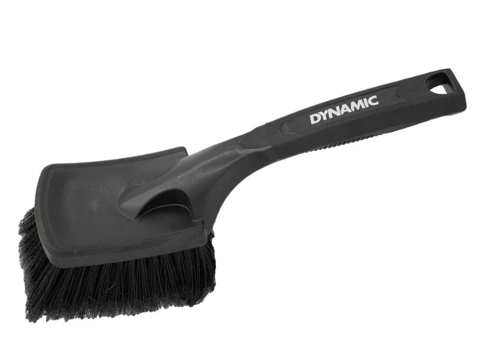 Dynamic soft washing brush