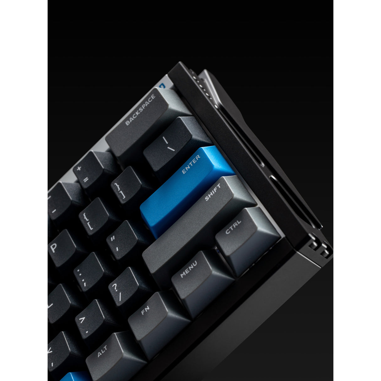 Iqunix EZ60 Magnetic Switch Gaming Keyboard, gaming keyboard (black blue, US layout, US-International, Gateron Magnetic Jade Pro, 60%, RGB, double shot PBT keycaps)