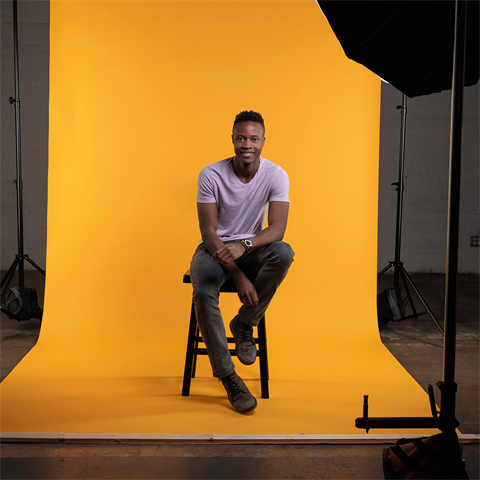 Überlegener Hintergrundpapier 35 Gelb-Orange 1,35 x 11 m