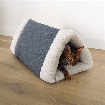 Rosewood Cat Basket Snuggle Plush 2-in-1 Pyramid Blanket