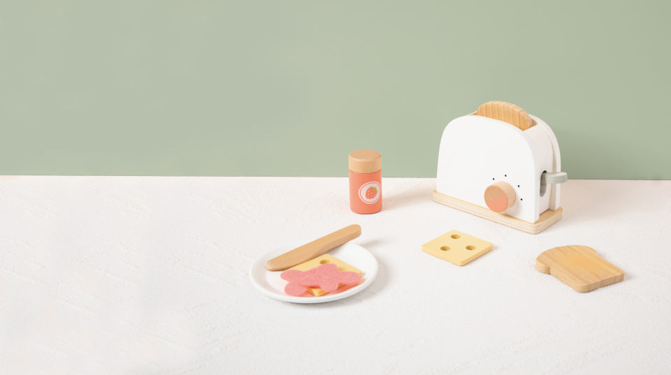 Tooky toy Wooden Toaster with Accessories 9-piece