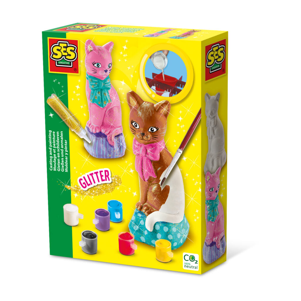 SES GIRSS PLAYING AND PAINTING A POES