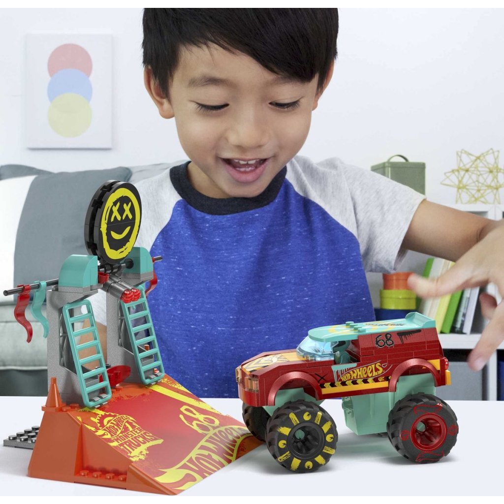 Mattel mega hot wheels demo derby extreme