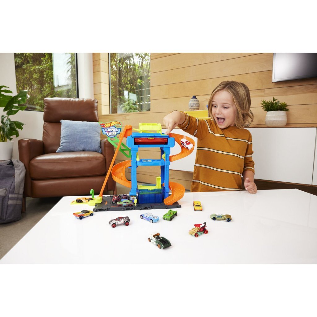 Mattel Hot Wheels City Tunnel Twist Autowasch