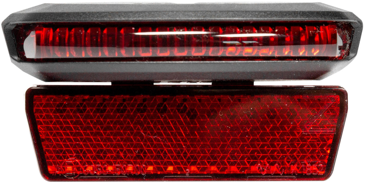 Trelock LED hátsó lámpa "COB vonal" LED hátsó lámpás Trelock COB LINE LS 655