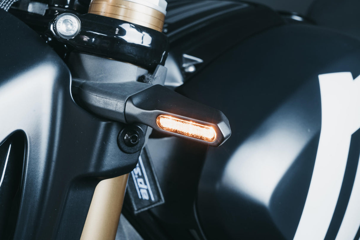 Motoism richtingaanwijzer lente