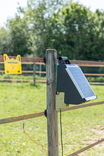 Ako stangholder til montering på træstang til solcelleflise