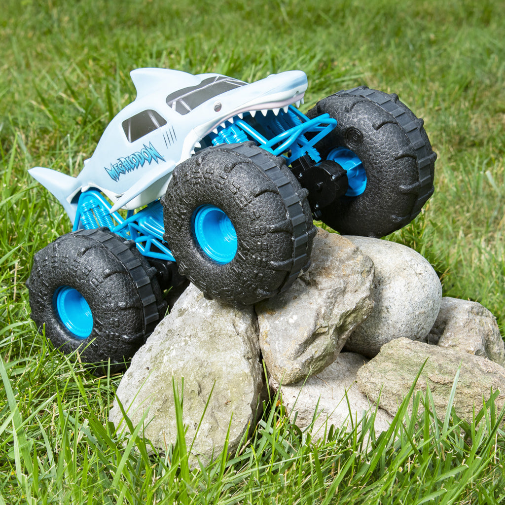 Monster Jam RC Megalodon Storm 1:15 for every site