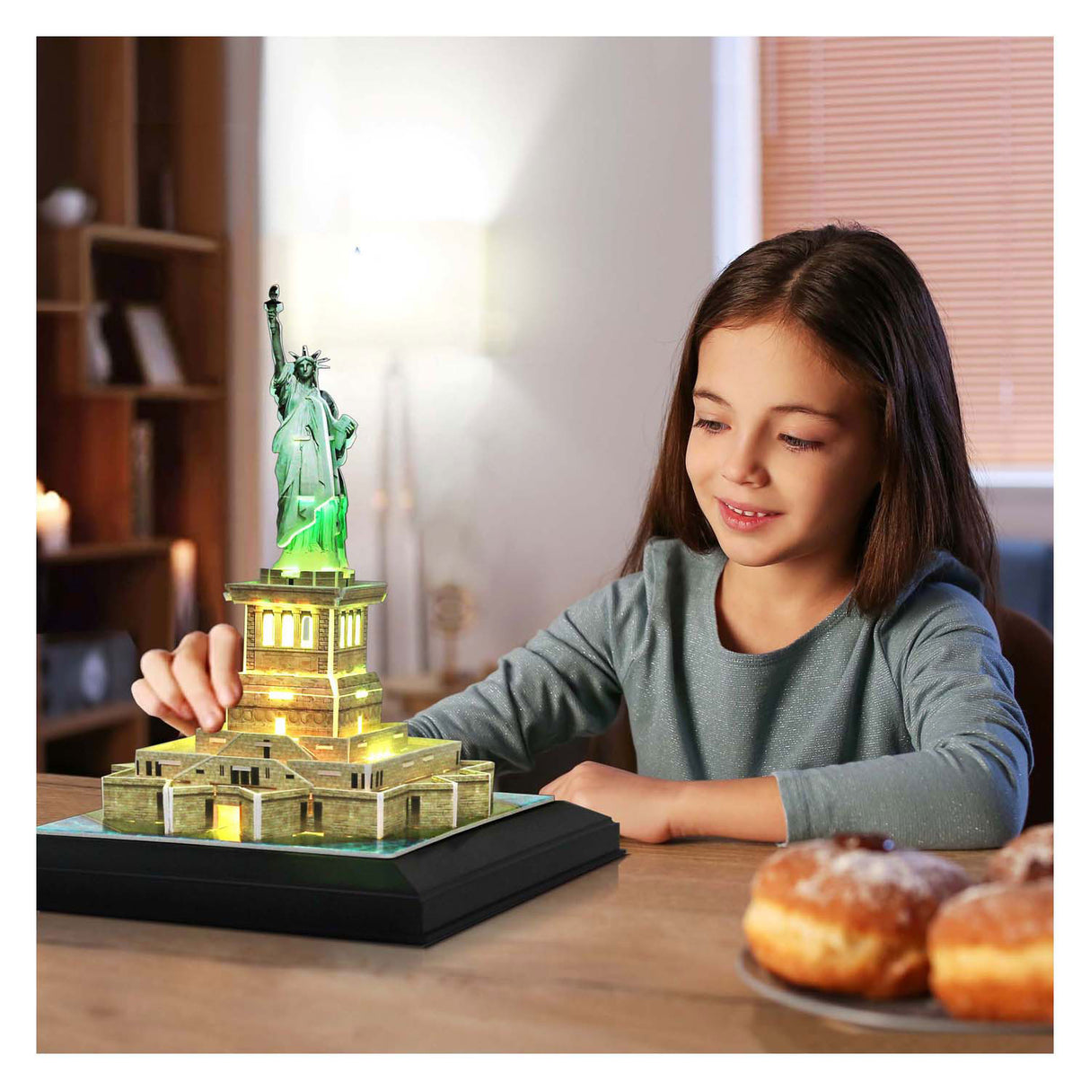 Statua di libertà del puzzle di divertimento cubico con illuminazione a LED