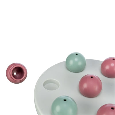 Трикси котешка активност пасианс