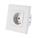 WOX R4054 Smart vestavěná zásuvka poháněná Tuya, 16a, 3680W, Wi-Fi, bílá