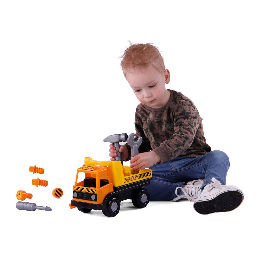 Cavallino truck with tools, 11dlg.