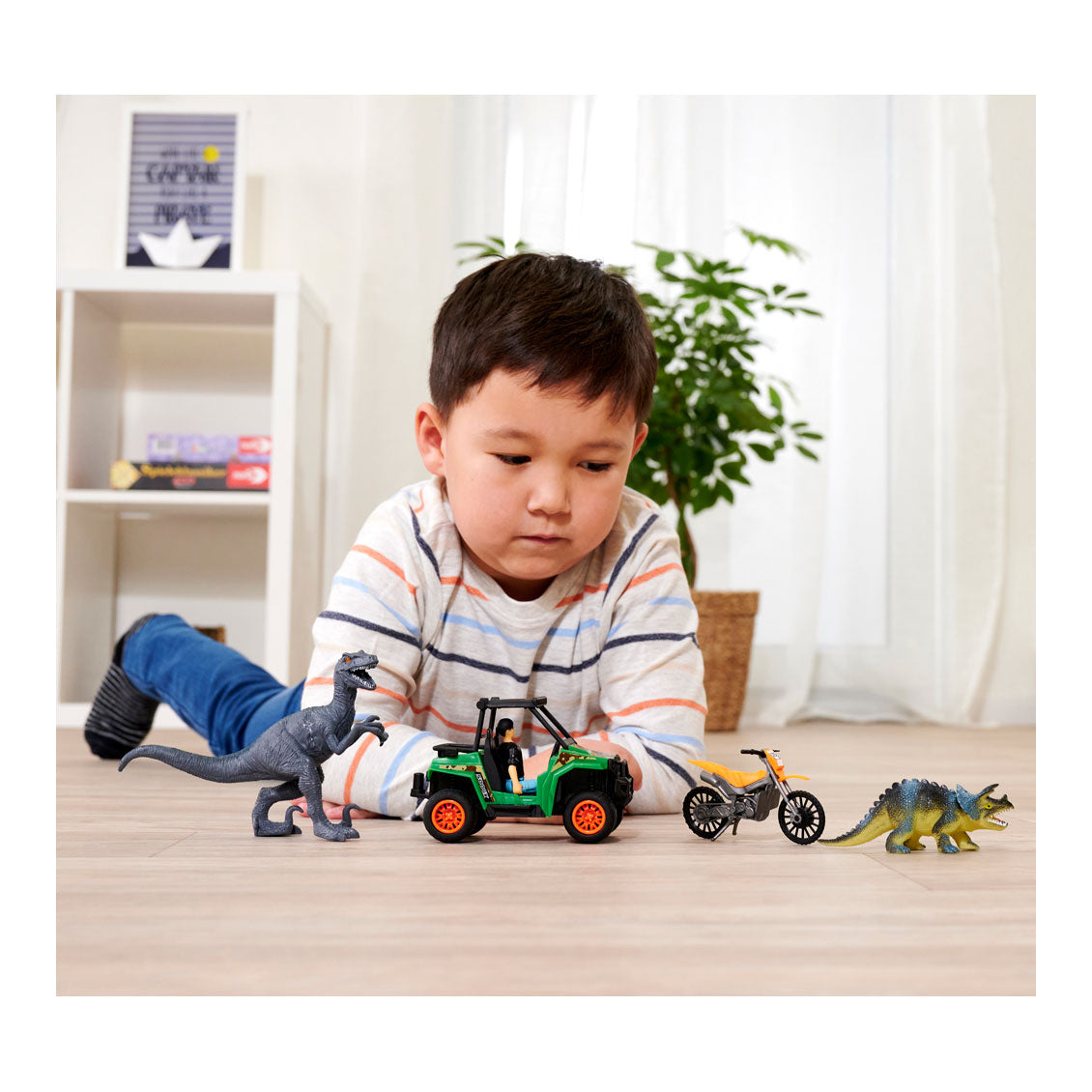 DICKIE DINO TRACKER PLAY SET