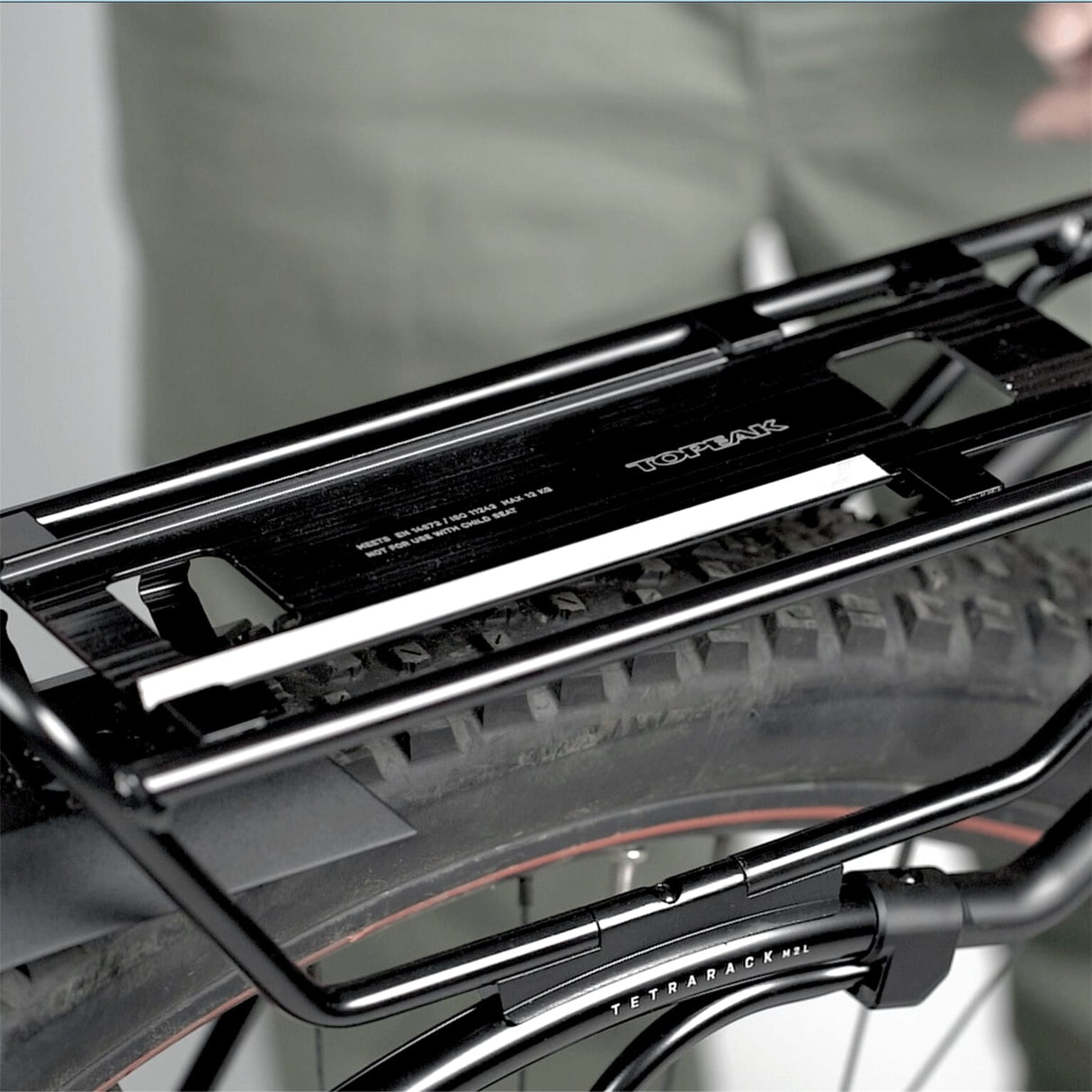 Tapeak Fender hannert dem Tetramarck Fender M2