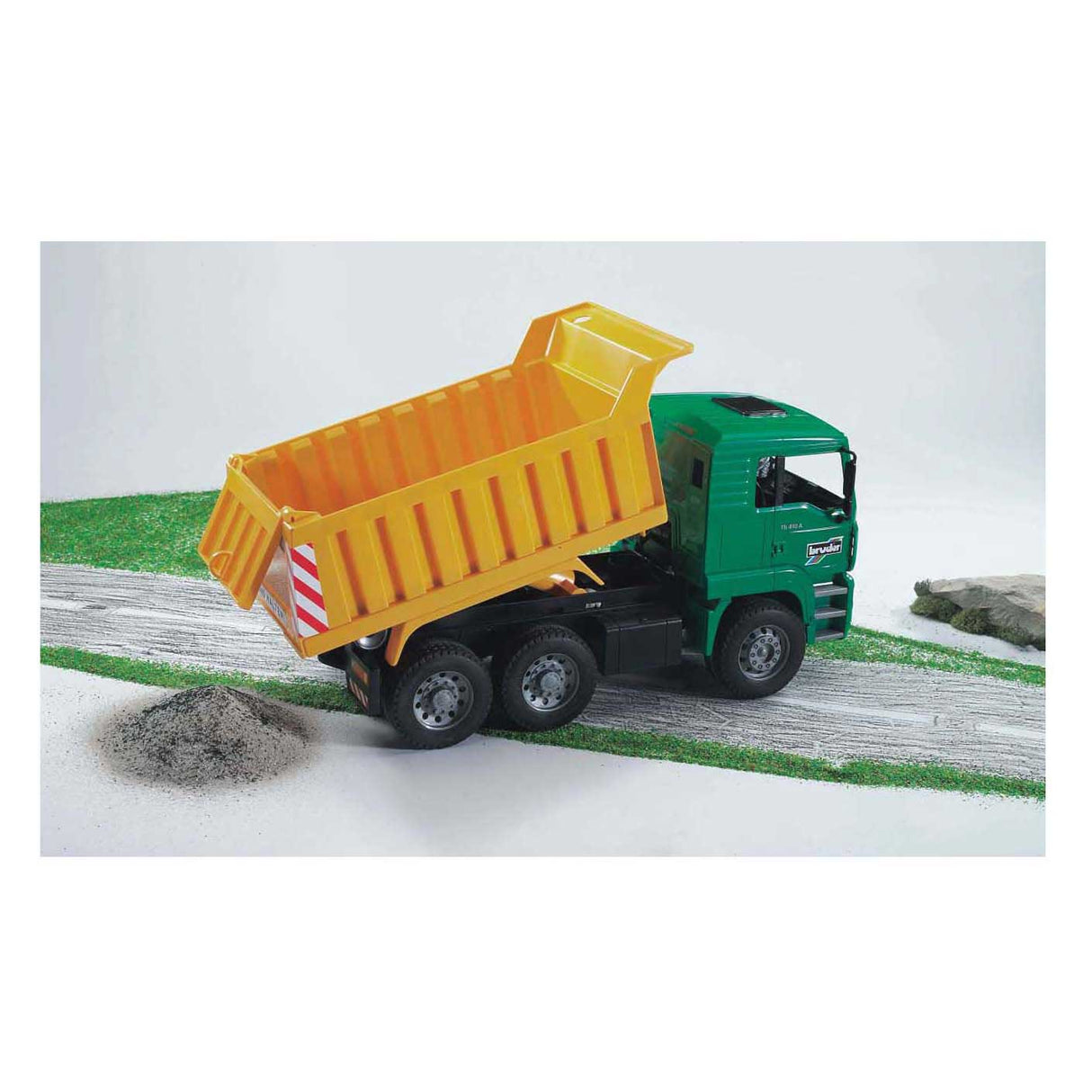 Bruder Auto Truck Dumper Mann