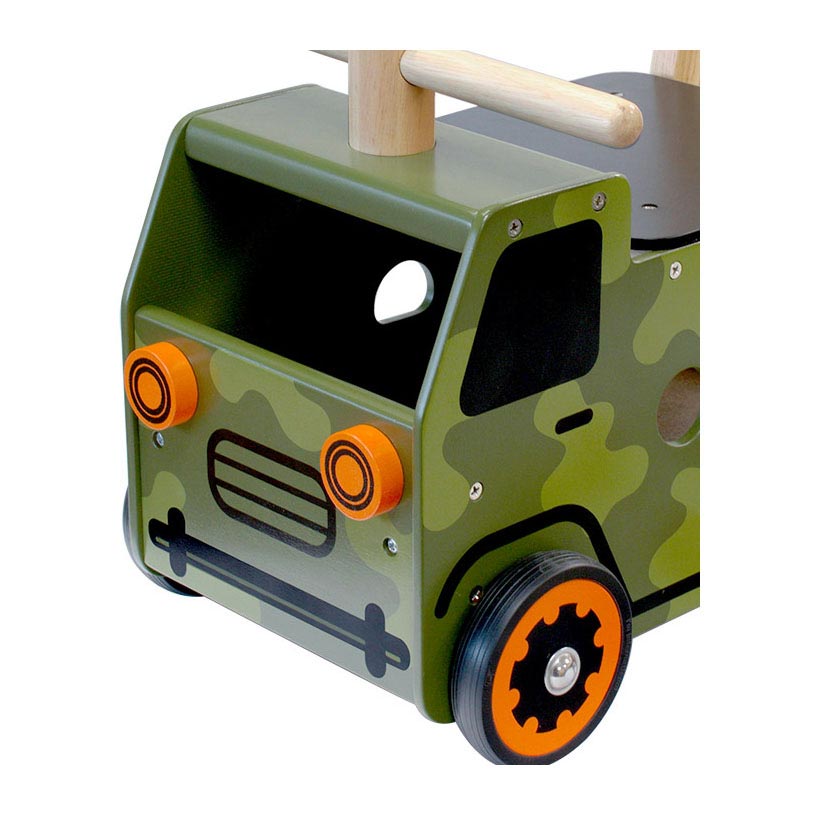 I'm Toy run push truck army truck