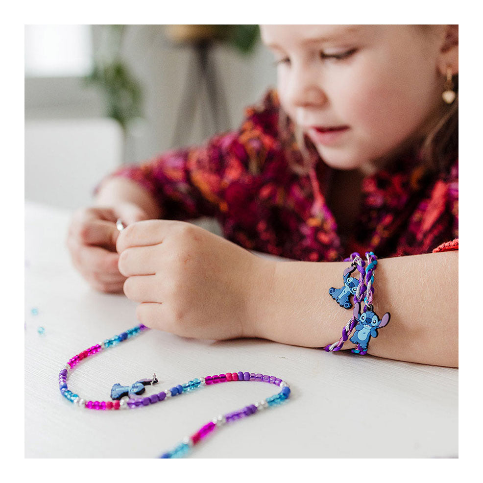 Totum Stitch Making Bracelets