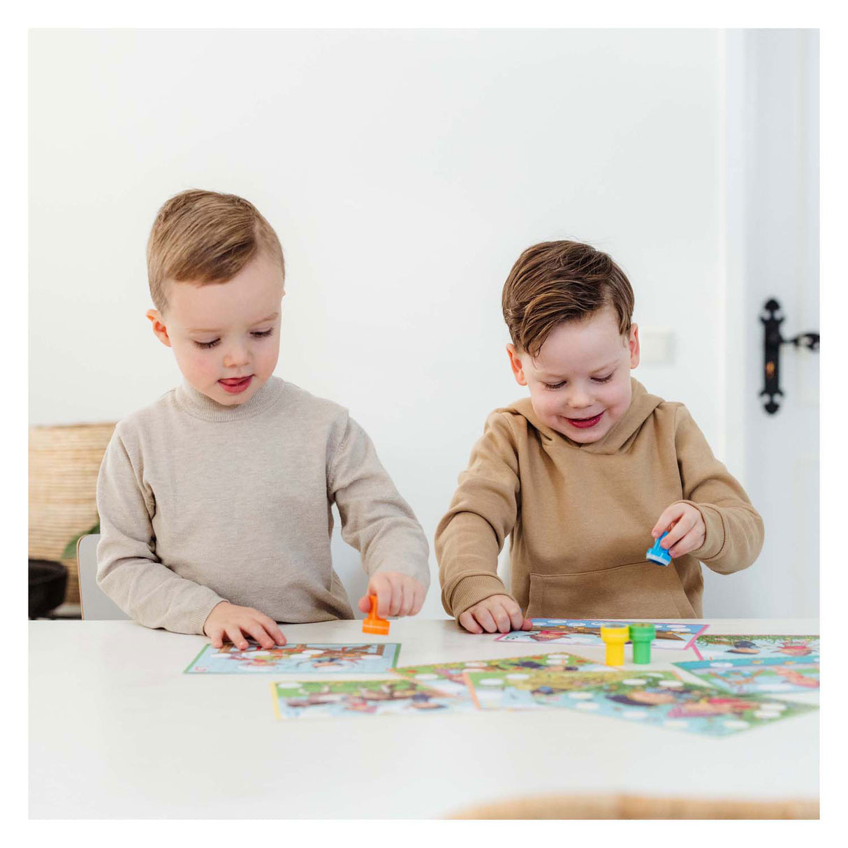 Bambolino Toys Fien and Teun educational stamp set 14-piece