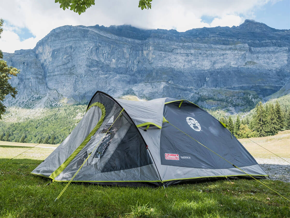 Coleman Darwin 3+ šotor