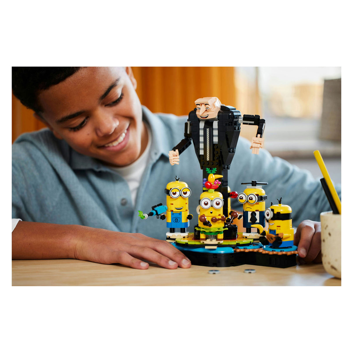Lego Lego Despicable Me 75582 Buildable Gru and Minions